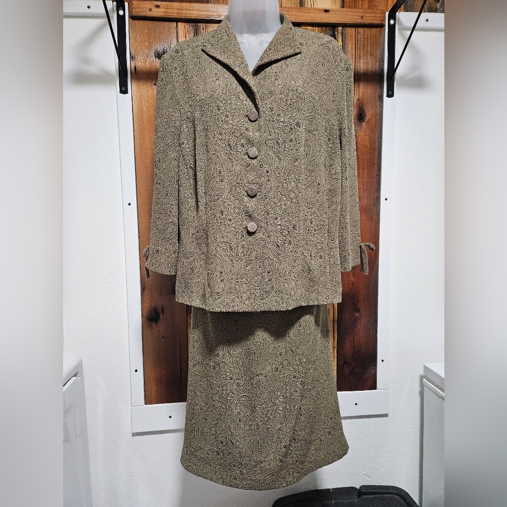 Vintage Olive Green Paisley Suit